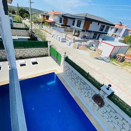 F Celik Villalari Villa *