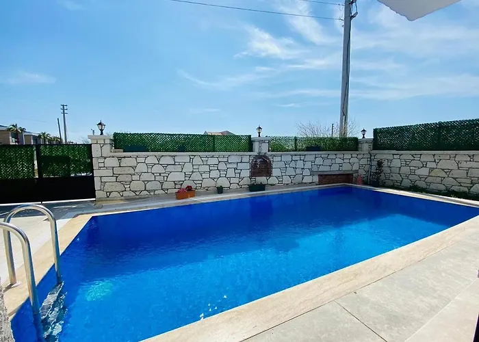 Вілла F Celik Villalari