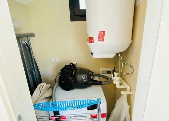 F Celik Villalari * Чешме