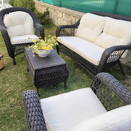 F Celik Villalari Cesme